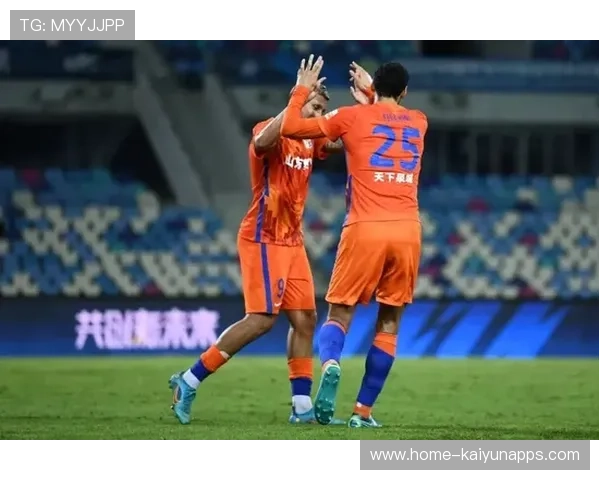 中超激烈对抗！克雷桑推人染黄，引发混战，王秋明遭嘲讽