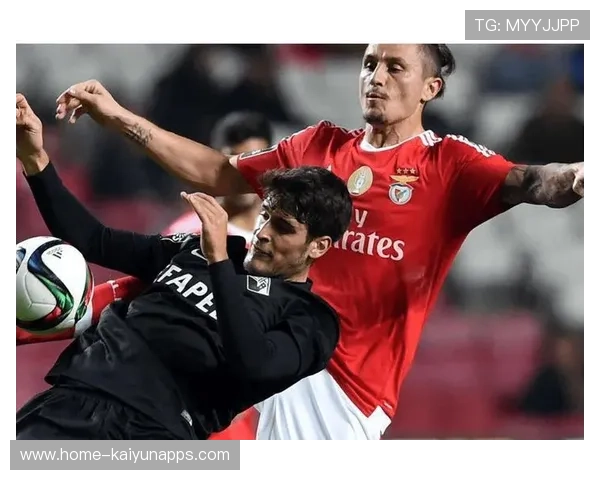 主场的力量：本菲卡凭借团队配合拿下宝贵三分，现场气氛热烈